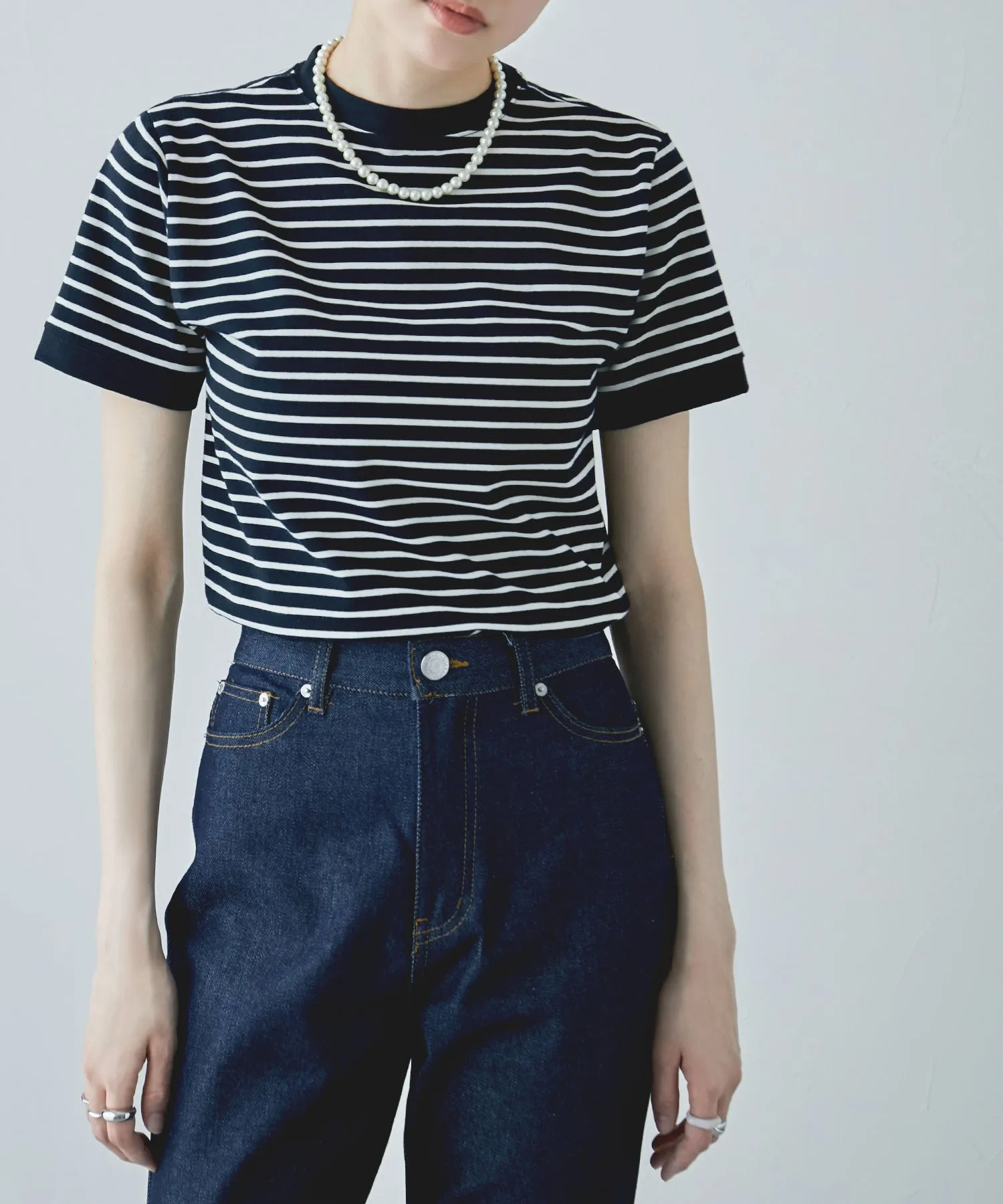 Ringer neck border T