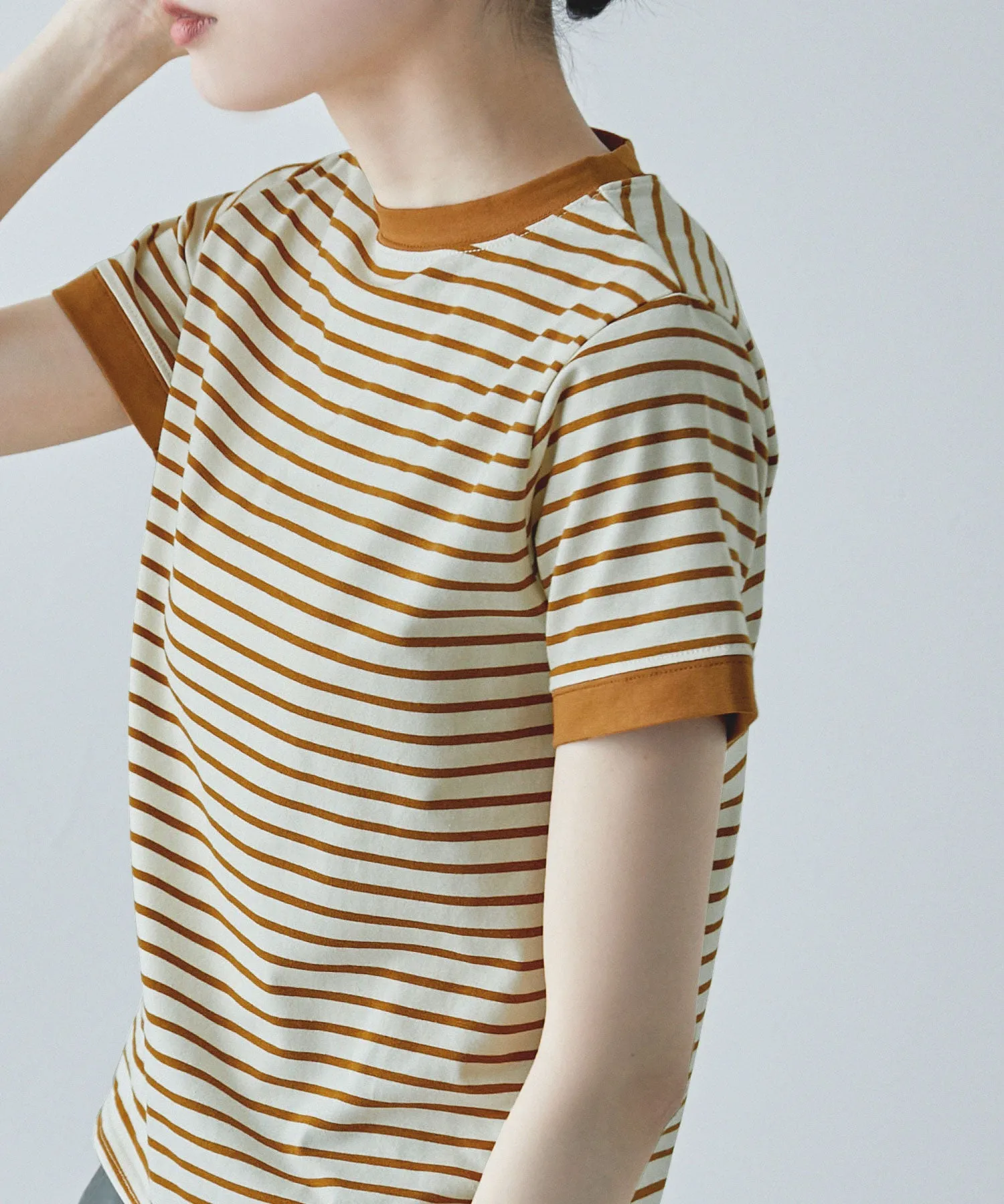 Ringer neck border T