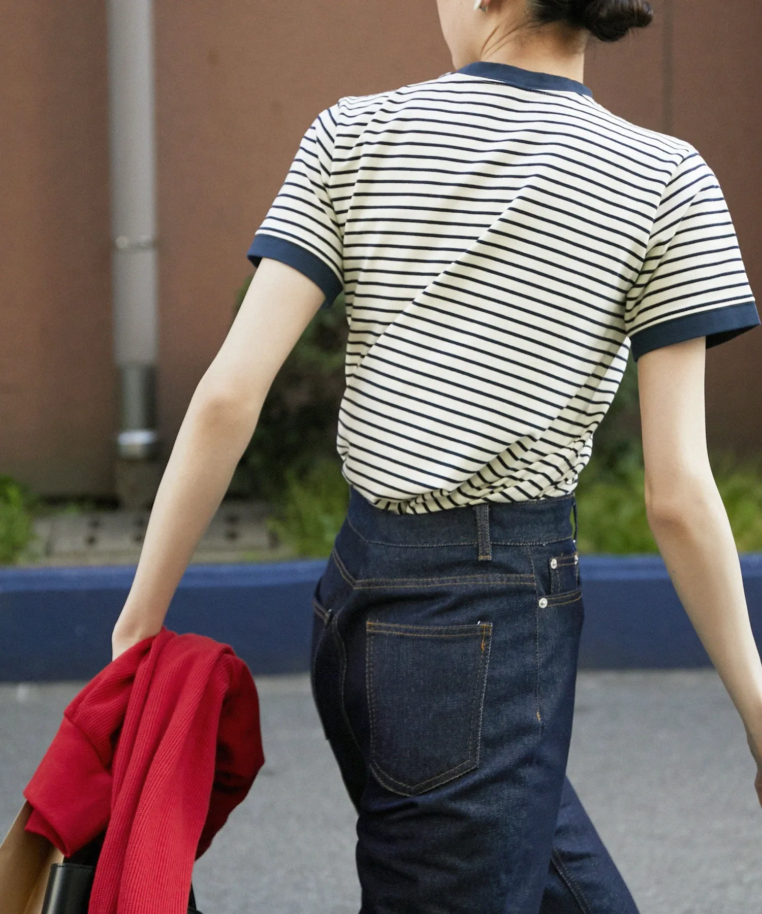 Ringer neck border T