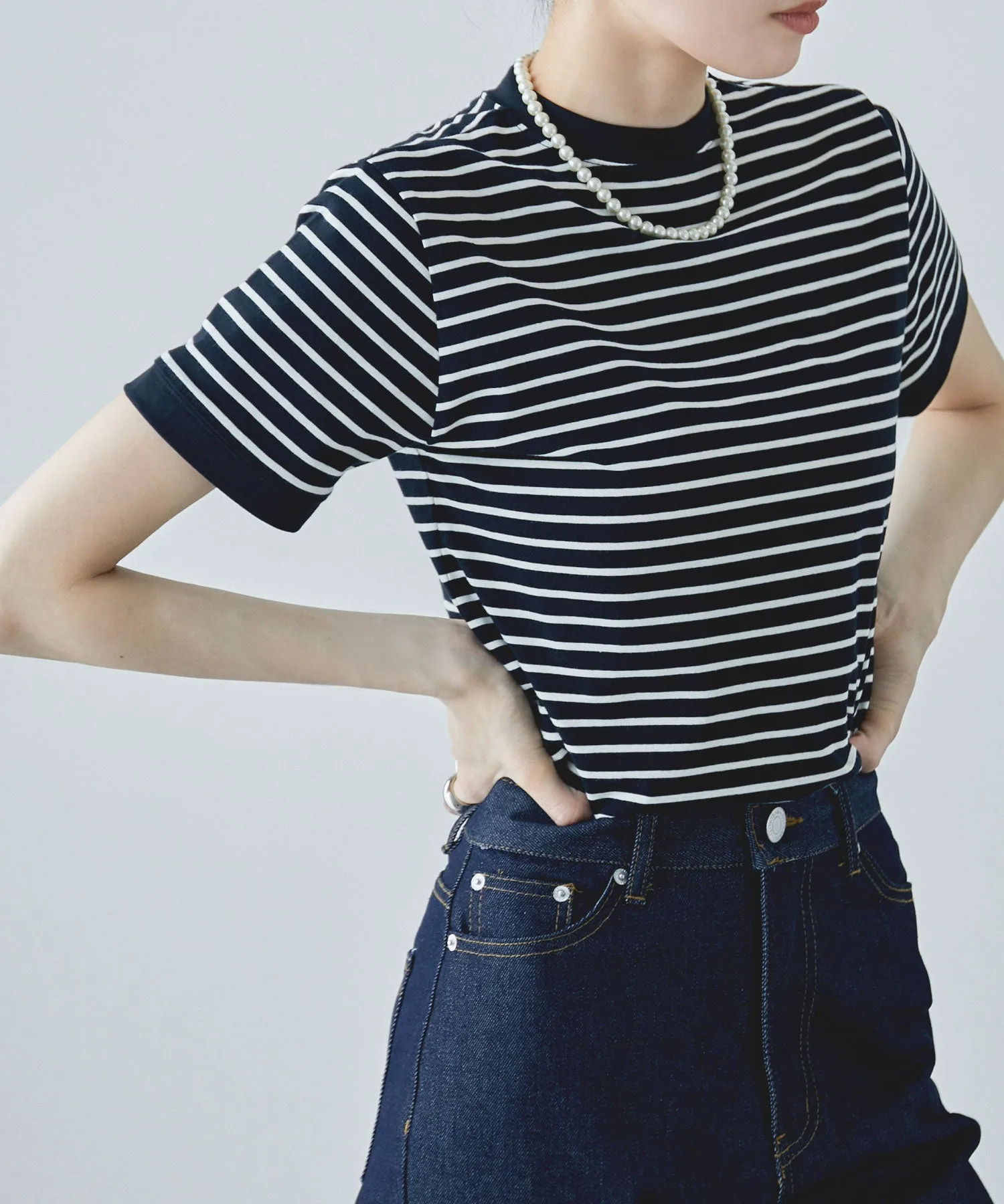 Ringer neck border T