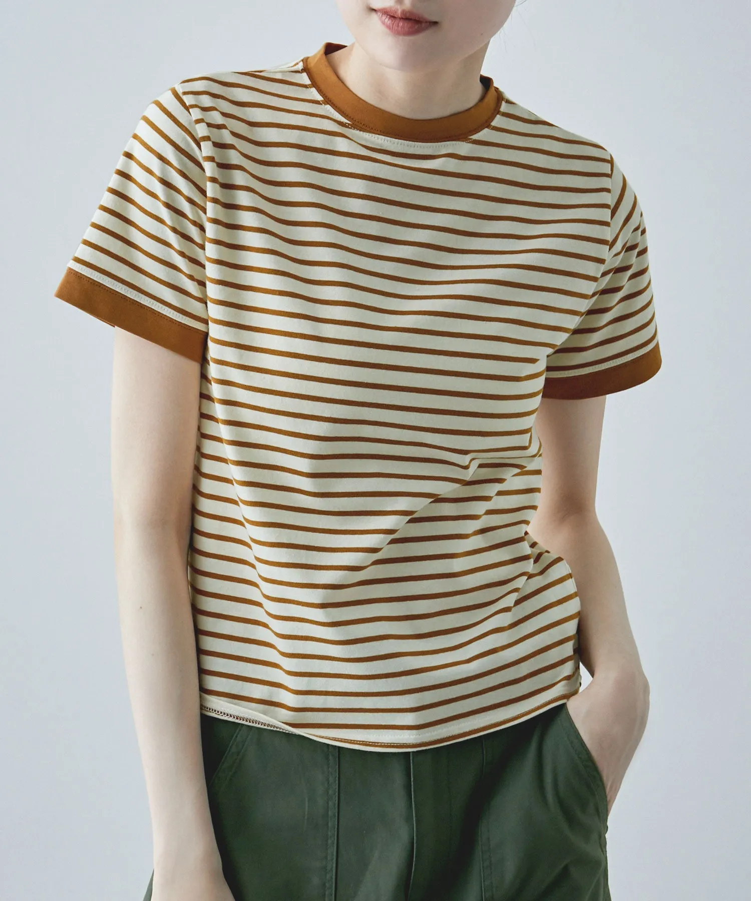 Ringer neck border T