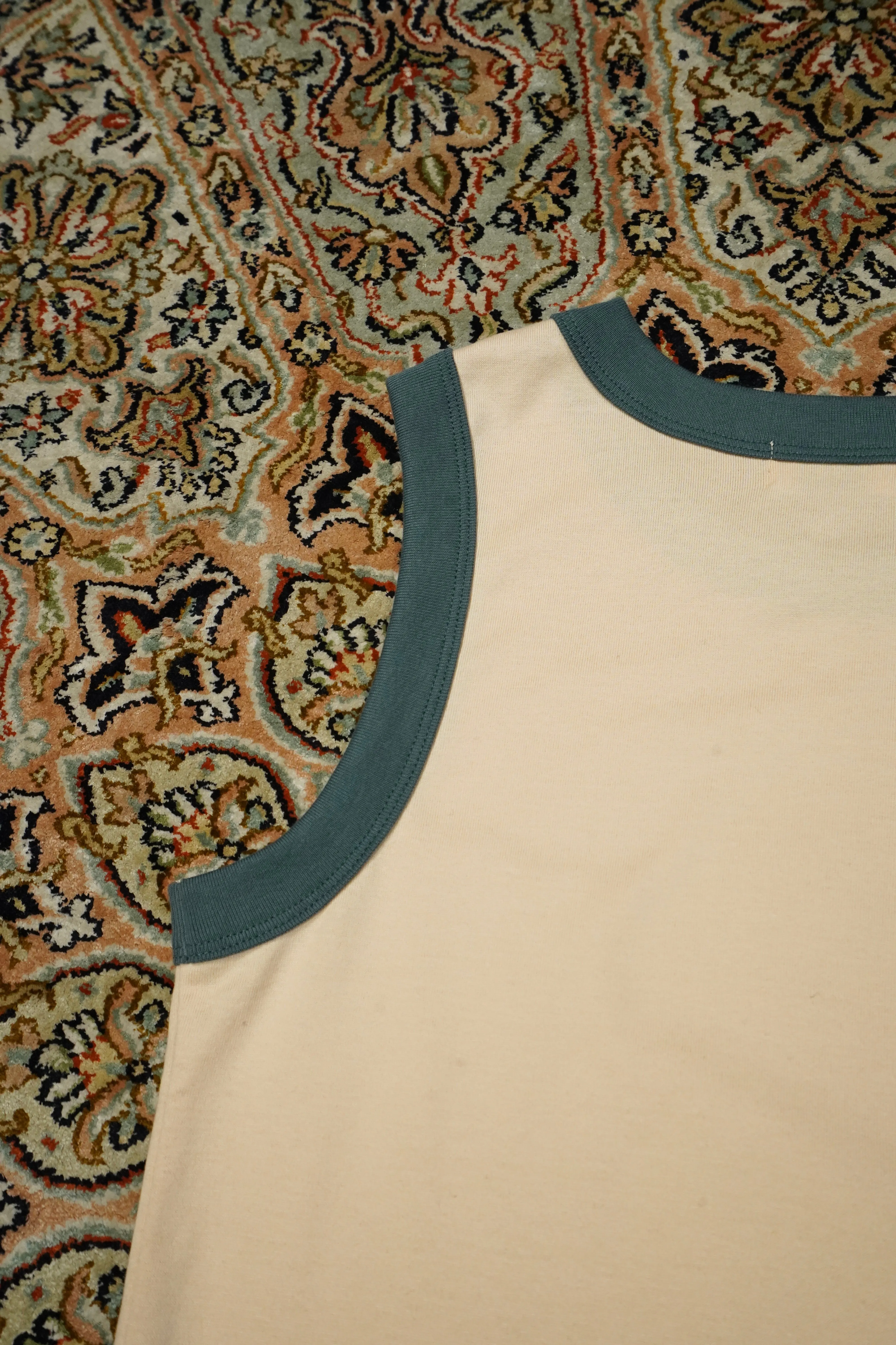 Ringer Nosleeve Tee (BEIGE)