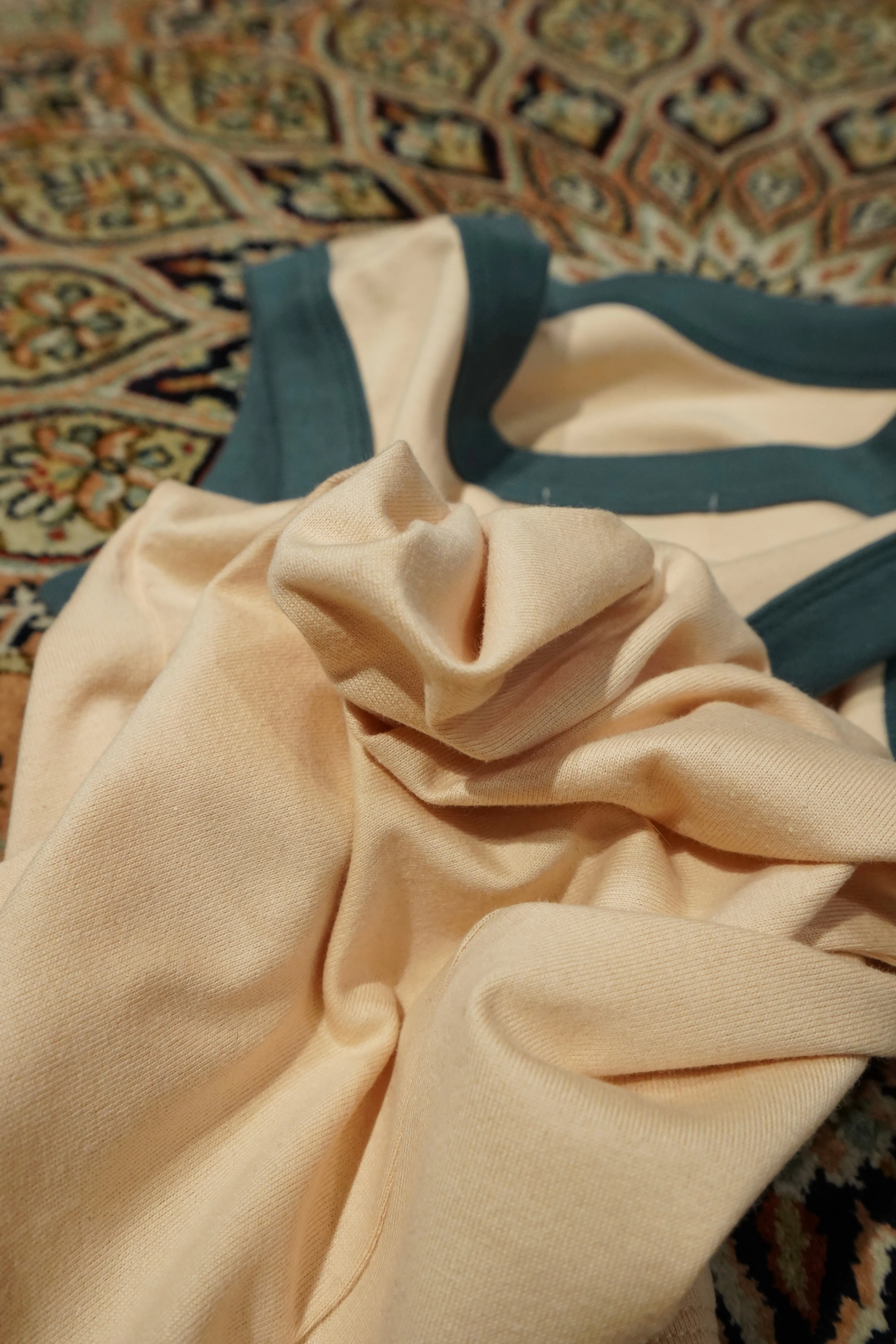 Ringer Nosleeve Tee (BEIGE)