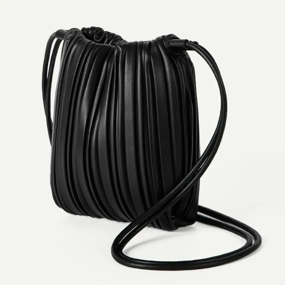 Trendy Bucket Purse For Women Commuter Leather Crossbody Handbag Womens Versatile Satchel Work Purse Travel Wrinkle 2025