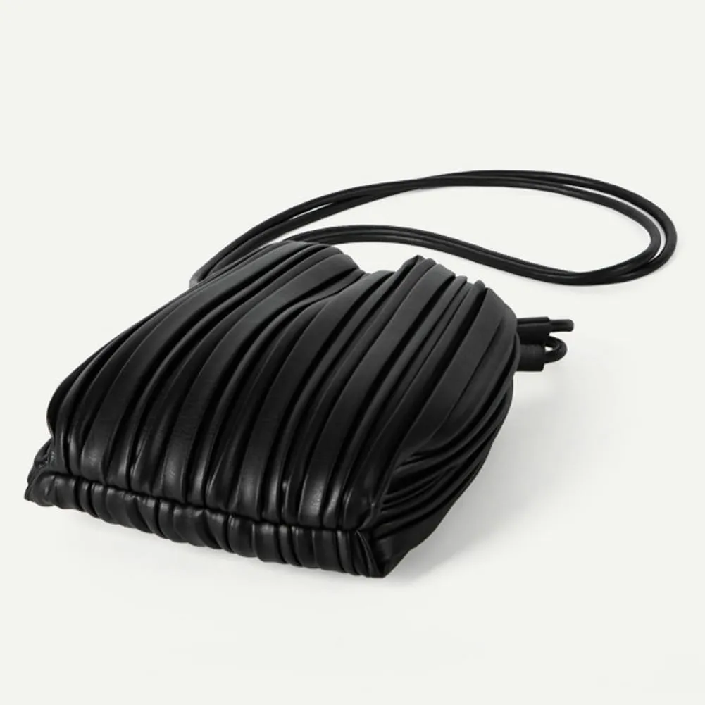 Trendy Bucket Purse For Women Commuter Leather Crossbody Handbag Womens Versatile Satchel Work Purse Travel Wrinkle 2025