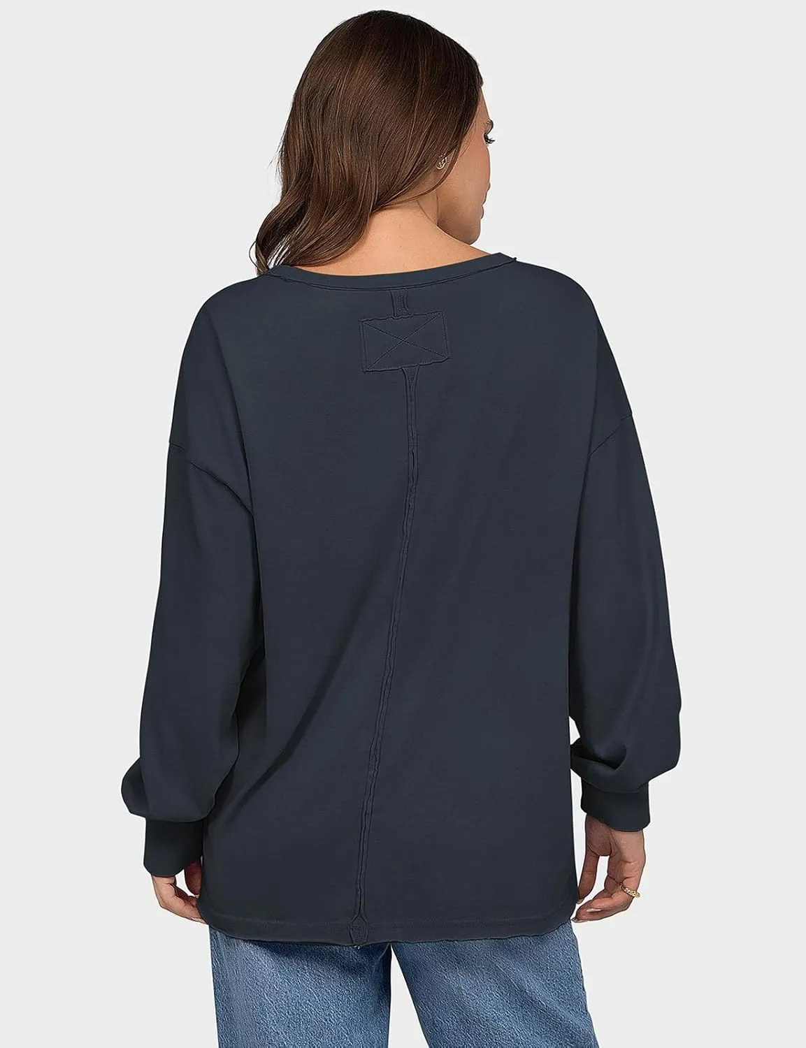 UEU Womens Long Sleeve Tops Crew Neck Casual Oversized Cotton Shirts Blouses Tshirt Tee 2024 Fall Trendy Clothes with Pockets