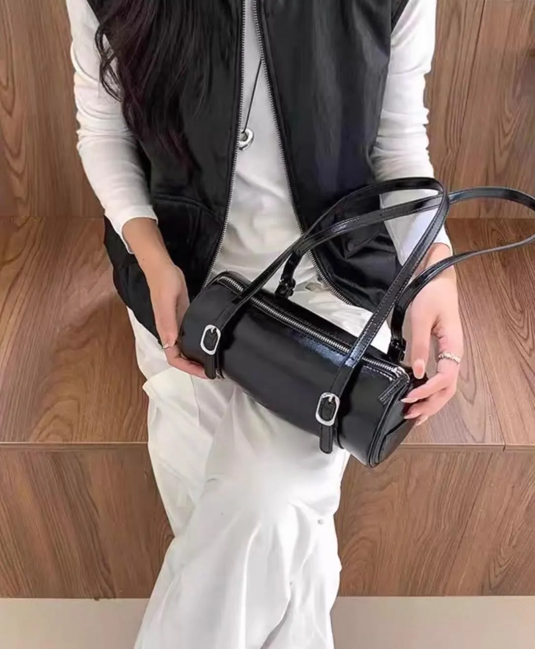 Women's Leather Handbag Shoulder Underarm Bag Cylindrical Bowling Bag Vintage Versatile Stylish Chic Large Capacity