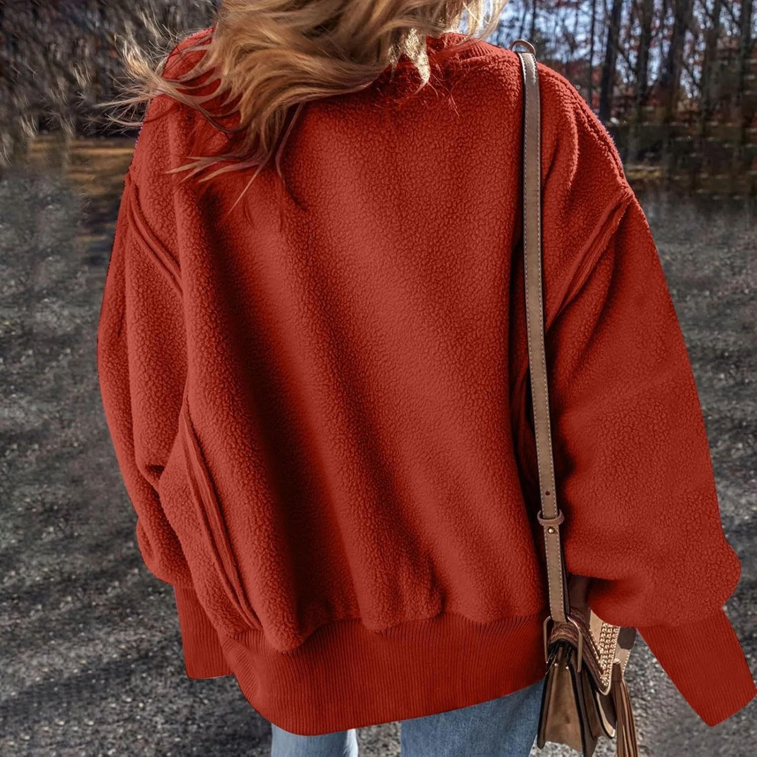 Women's Oversized Crewneck Sweatshirts Trendy Long Sleeve Fleece Pullover Fall Fashion Tops Comfort Winter Clothes