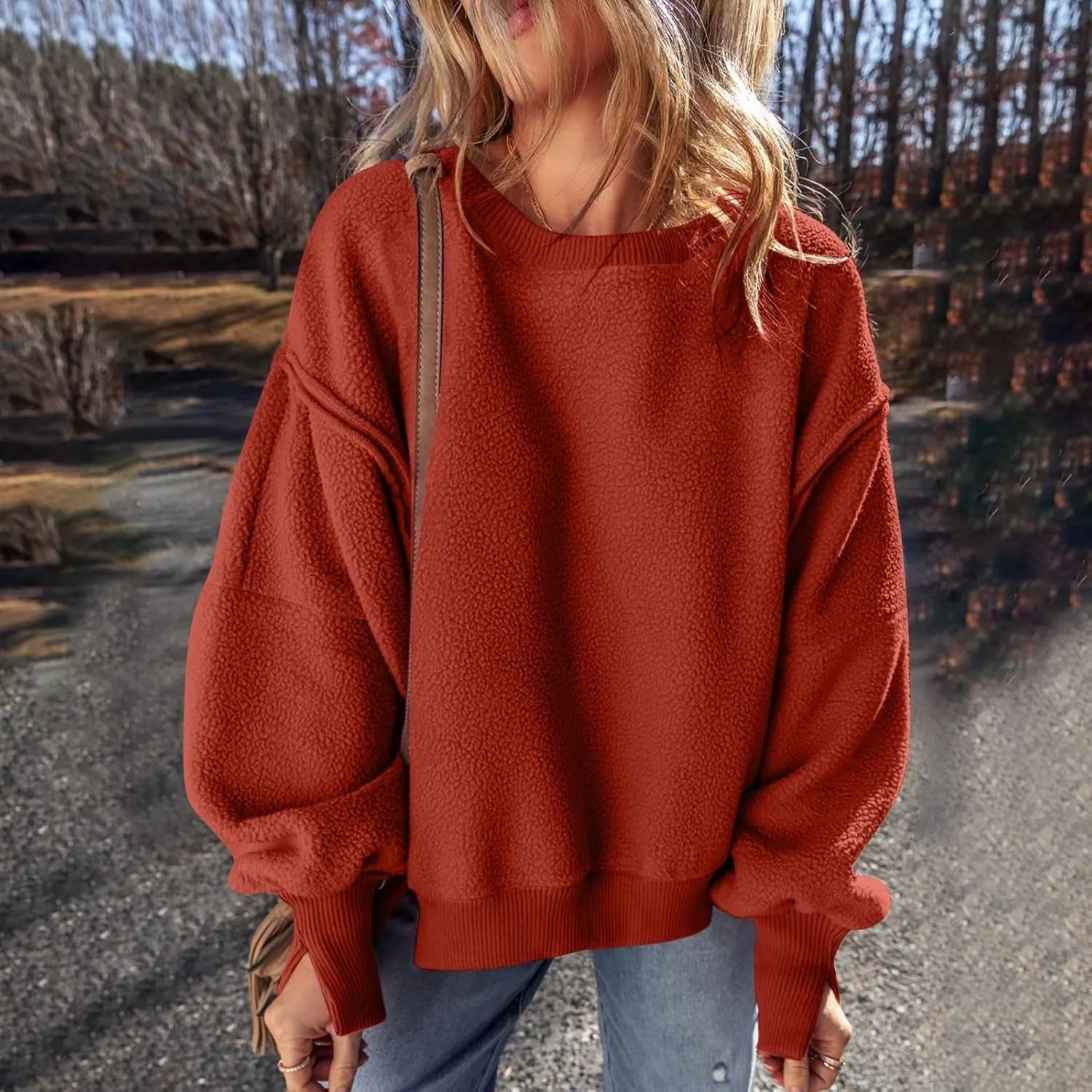 Women's Oversized Crewneck Sweatshirts Trendy Long Sleeve Fleece Pullover Fall Fashion Tops Comfort Winter Clothes